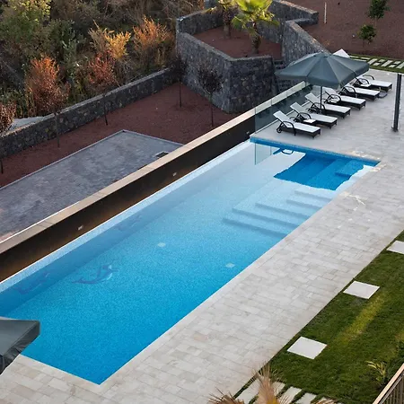 Rita Pool & Bed and breakfast
